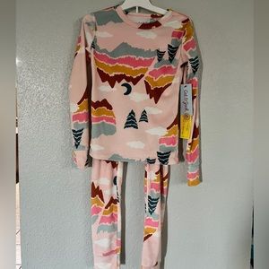 Soft kids pajamas, size 6